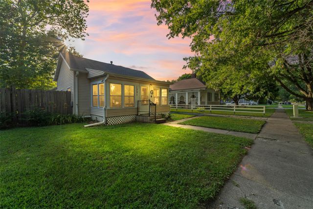 1221 Carroll Street, Boone, IA 50036