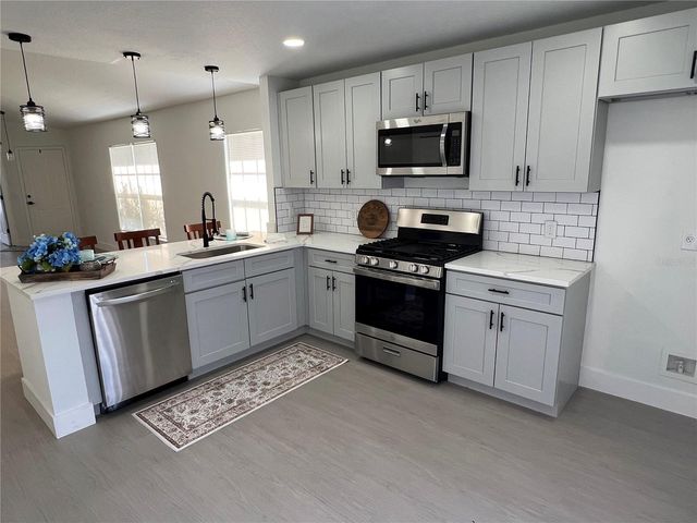 207 HIGH RIDGE DRIVE, Davenport, FL 33837