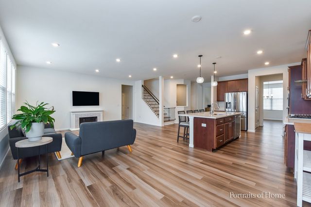 12361 S MERIDIAN Lane, Plainfield, IL 60585