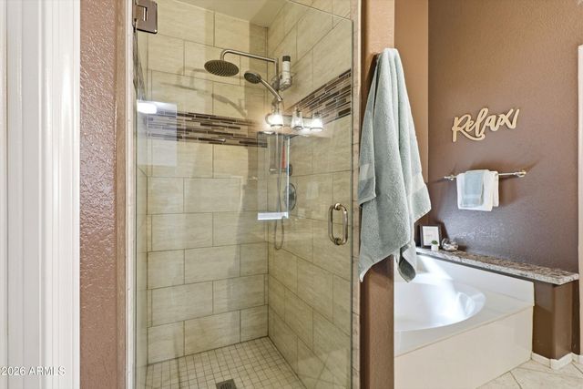 318 W EL FREDA Road, Tempe, AZ 85284