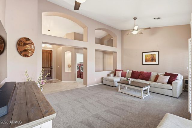 318 W EL FREDA Road, Tempe, AZ 85284