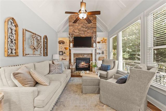 960 Garden Crossing Lane, Cumming, GA 30040