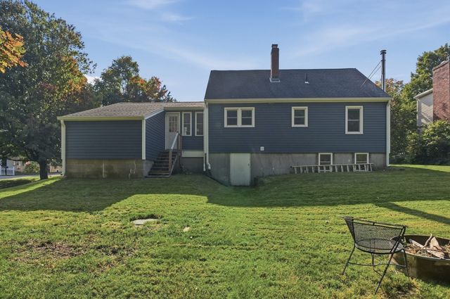 6 Maple Street, Southborough, MA 01745