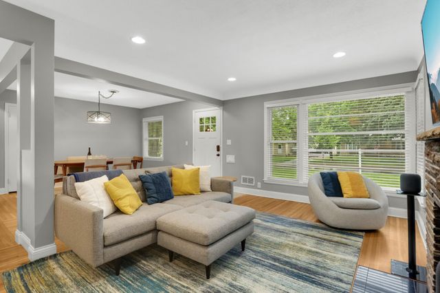 3018 Sumter Avenue S, Saint Louis Park, MN 55426