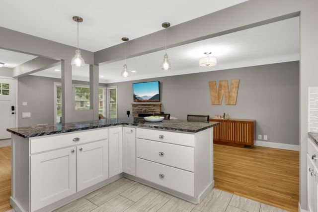 3018 Sumter Avenue S, Saint Louis Park, MN 55426