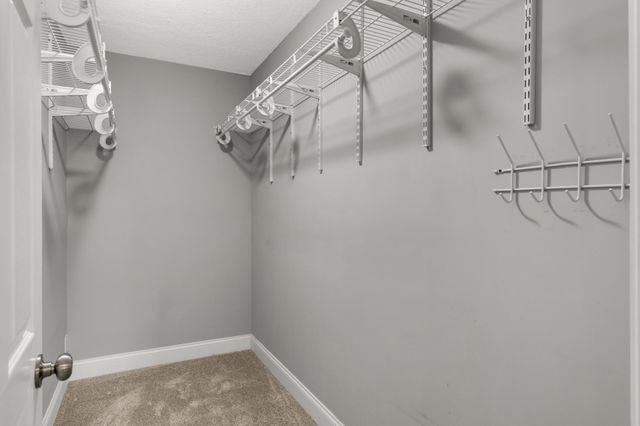 3018 Sumter Avenue S, Saint Louis Park, MN 55426
