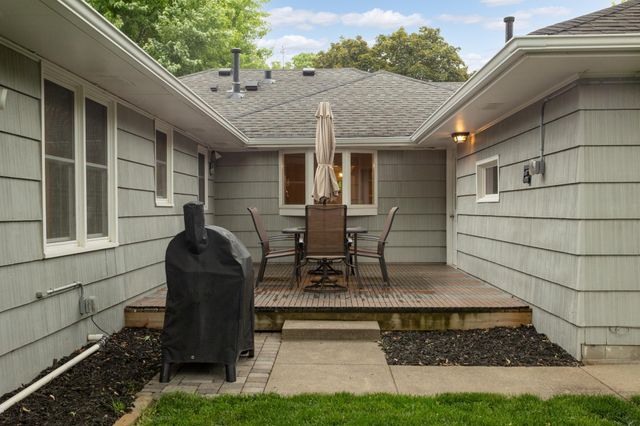 3018 Sumter Avenue S, Saint Louis Park, MN 55426