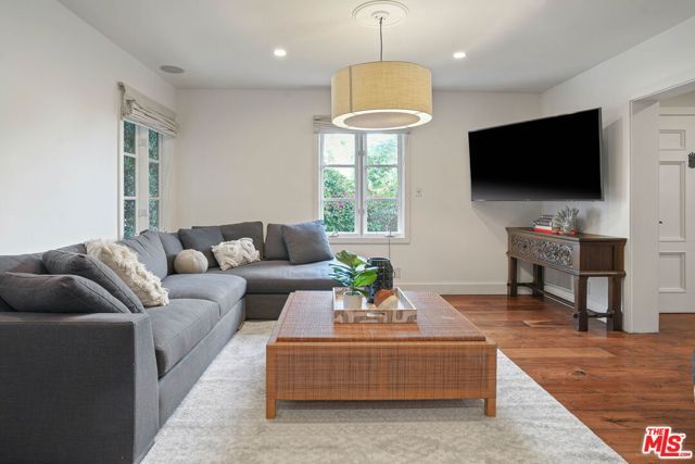 1531 Marmont Avenue, Los Angeles, CA 90069