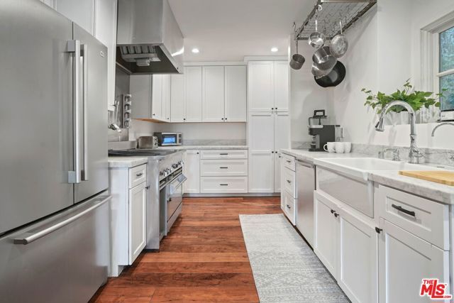 1531 Marmont Avenue, Los Angeles, CA 90069