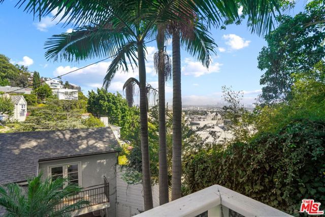 1531 Marmont Avenue, Los Angeles, CA 90069