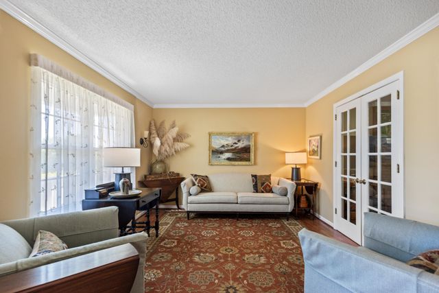 2227 Bay Pointe Drive, Hixson, TN 37343