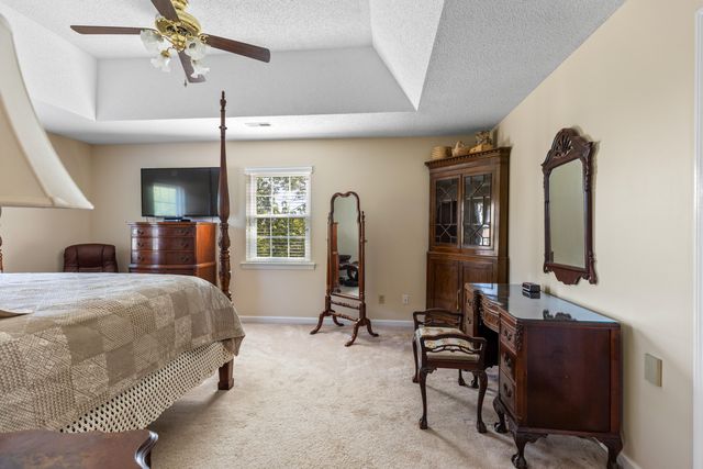 2227 Bay Pointe Drive, Hixson, TN 37343