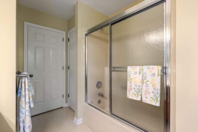 2227 Bay Pointe Drive, Hixson, TN 37343