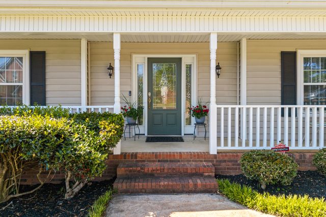 2227 Bay Pointe Drive, Hixson, TN 37343