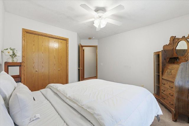 733 PARKWILD Drive, Council Bluffs, IA 51503