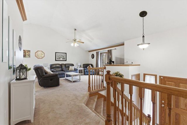 733 PARKWILD Drive, Council Bluffs, IA 51503