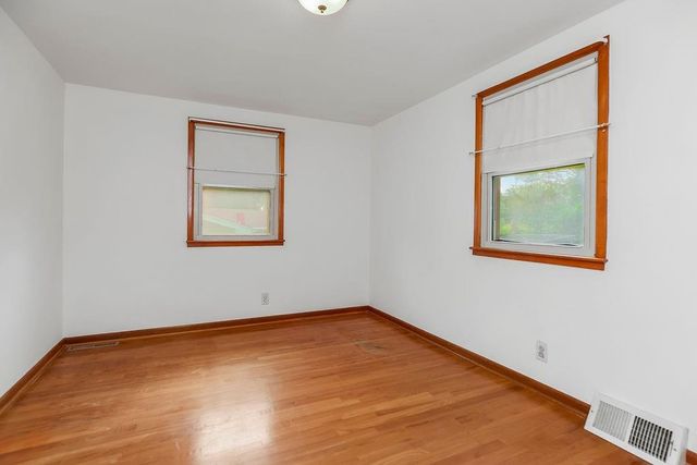 1103 NE 69th Street, Kansas City, MO 64118