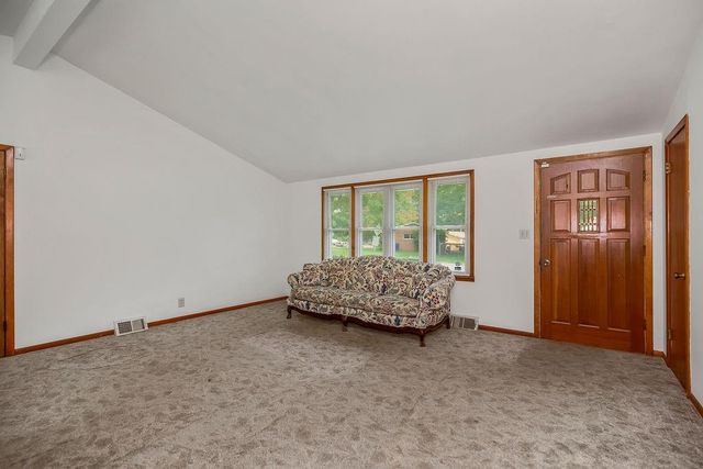 1103 NE 69th Street, Kansas City, MO 64118