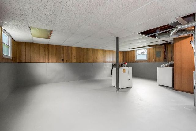 1103 NE 69th Street, Kansas City, MO 64118