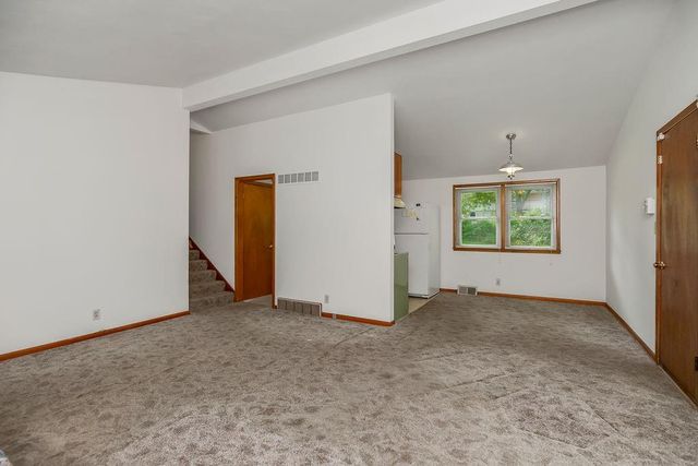 1103 NE 69th Street, Kansas City, MO 64118