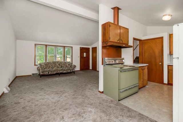 1103 NE 69th Street, Kansas City, MO 64118
