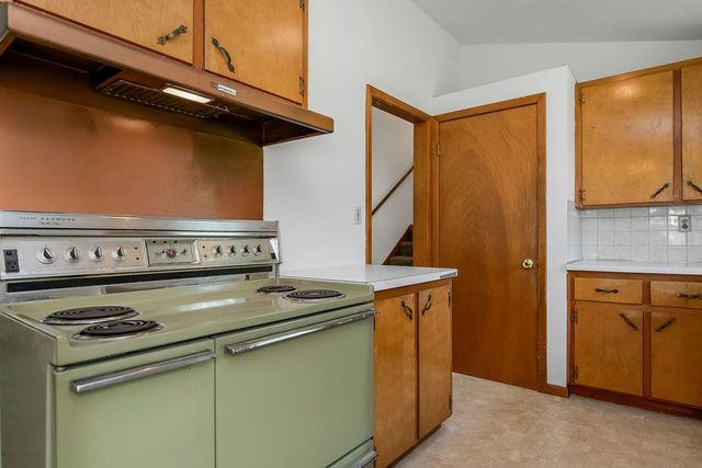 1103 NE 69th Street, Kansas City, MO 64118