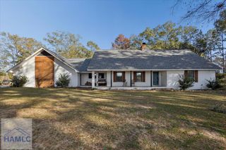 1435 Bennett Crossing, Jesup, GA 31546