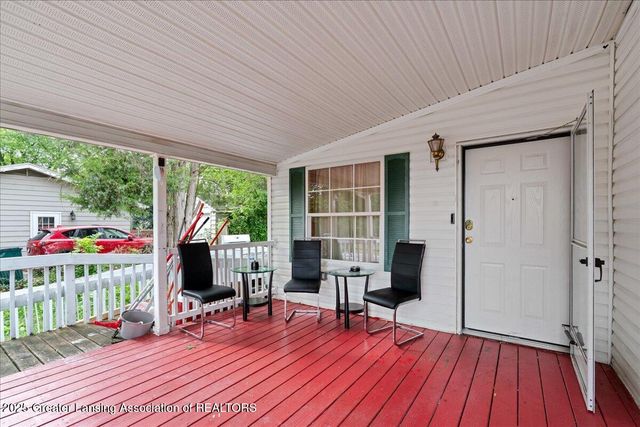 416 W Holmes Road, Lansing, MI 48910