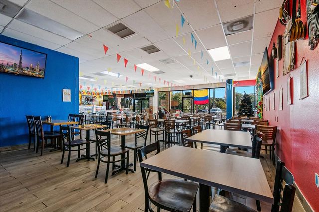 2471 E SEMORAN BOULEVARD, Apopka, FL 32703