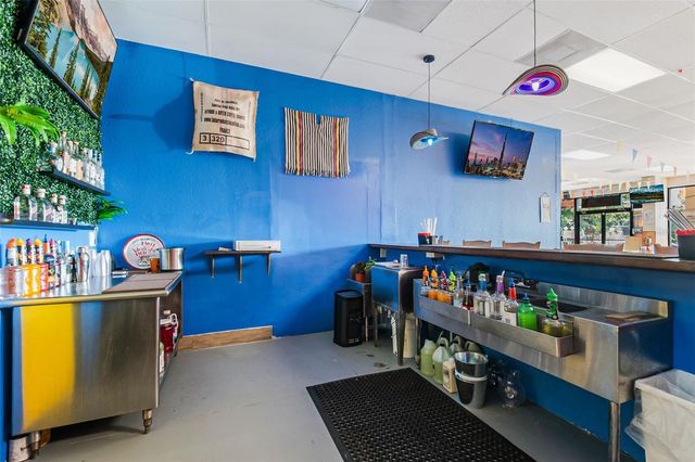 2471 E SEMORAN BOULEVARD, Apopka, FL 32703