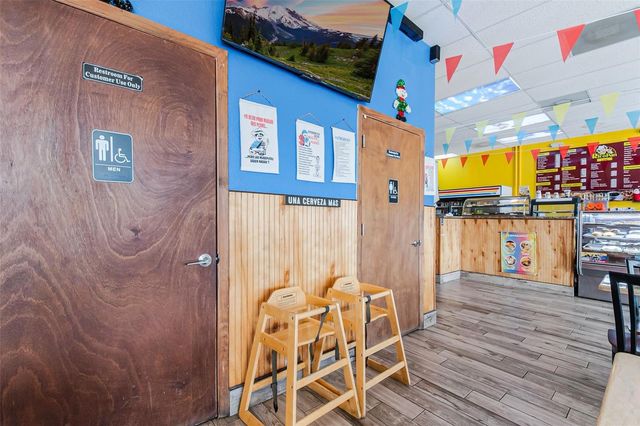 2471 E SEMORAN BOULEVARD, Apopka, FL 32703