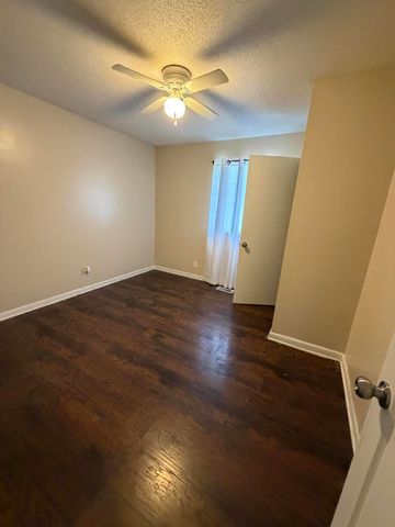 1144 Ridgeway Road, Lafayette, GA 30728