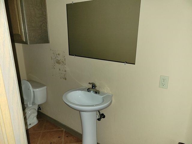 642 NE Valley View Rd, Lawton, OK 73501