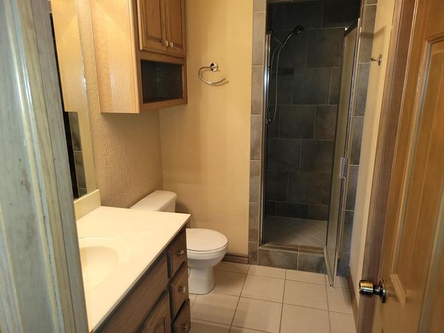 642 NE Valley View Rd, Lawton, OK 73501