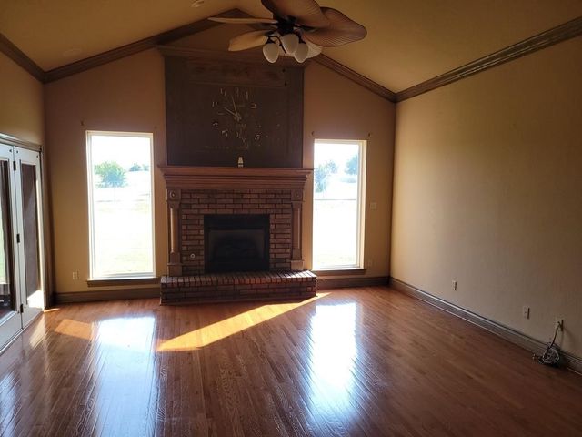 642 NE Valley View Rd, Lawton, OK 73501