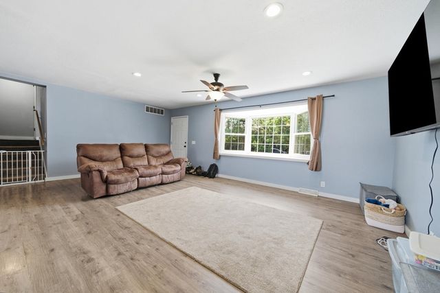 3354 SW 90th, Augusta, KS 67010