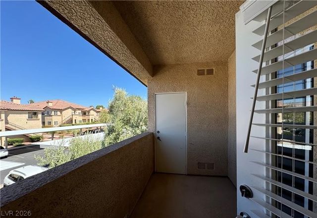 8501 West University Avenue 2074, Las Vegas, NV 89147