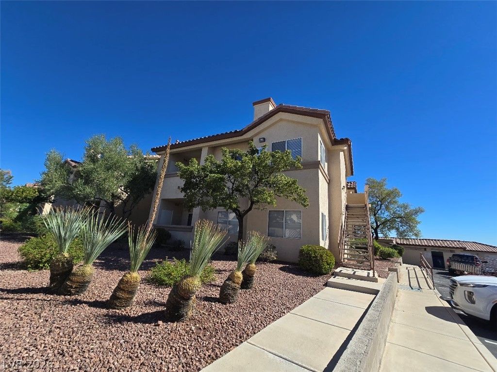 8501 West University Avenue 2074, Las Vegas, NV 89147