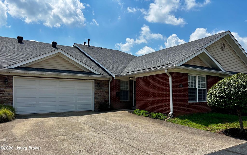 7507 Pony Haven Dr, Louisville, KY 40214