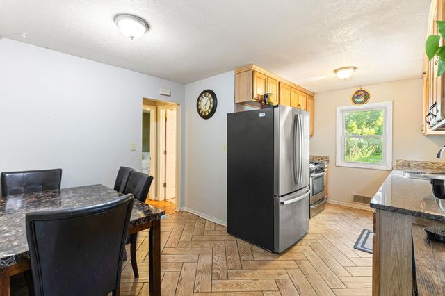 510 Wyoming Street E, Saint Paul, MN 55107