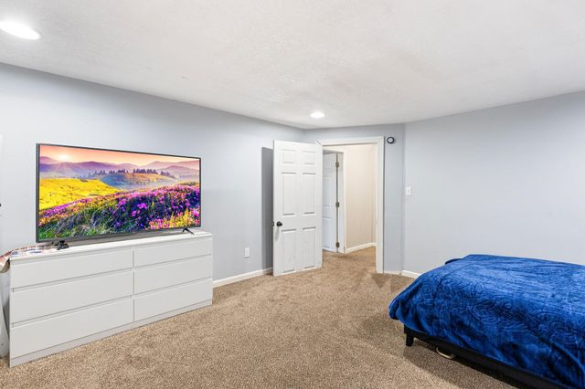 510 Wyoming Street E, Saint Paul, MN 55107