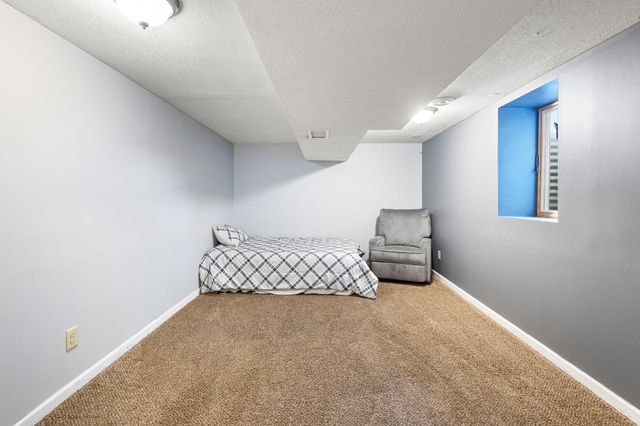 510 Wyoming Street E, Saint Paul, MN 55107