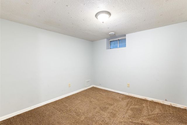 510 Wyoming Street E, Saint Paul, MN 55107