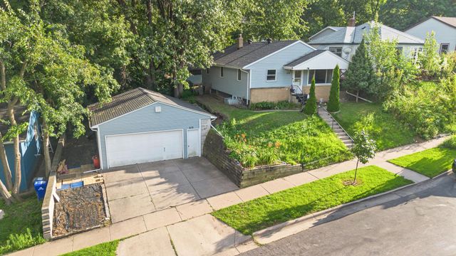 510 Wyoming Street E, Saint Paul, MN 55107