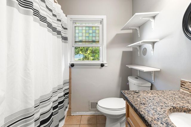 510 Wyoming Street E, Saint Paul, MN 55107