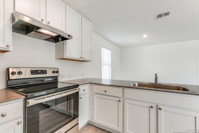 13206 dutra, San Antonio, TX 78221