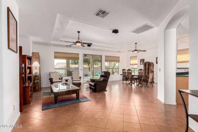 24419 S LAKESTAR Drive, Sun Lakes, AZ 85248