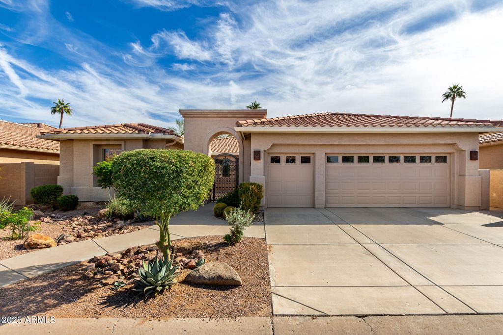 24419 S LAKESTAR Drive, Sun Lakes, AZ 85248