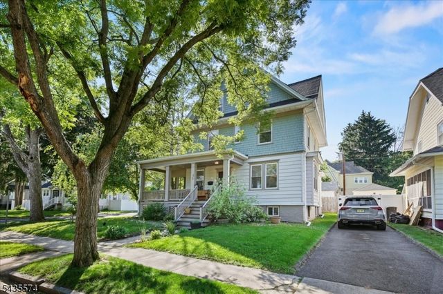 33 Morse Ave, East Orange City, NJ 07017