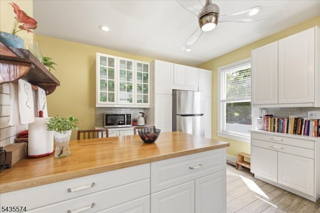 33 Morse Ave, East Orange City, NJ 07017